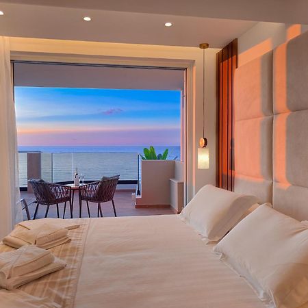 Theo Beach Hotel Apartments Rethymnon Exterior foto