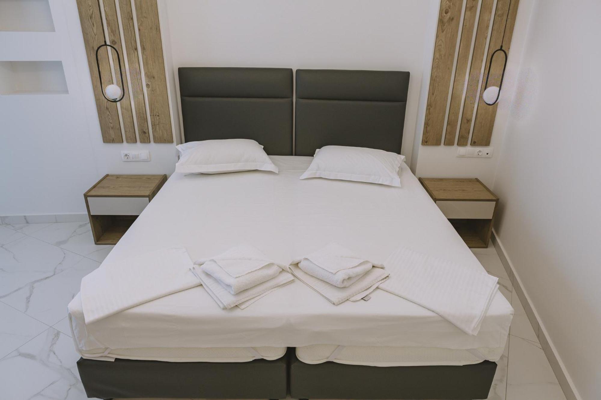 Theo Beach Hotel Apartments Rethymnon Exterior foto