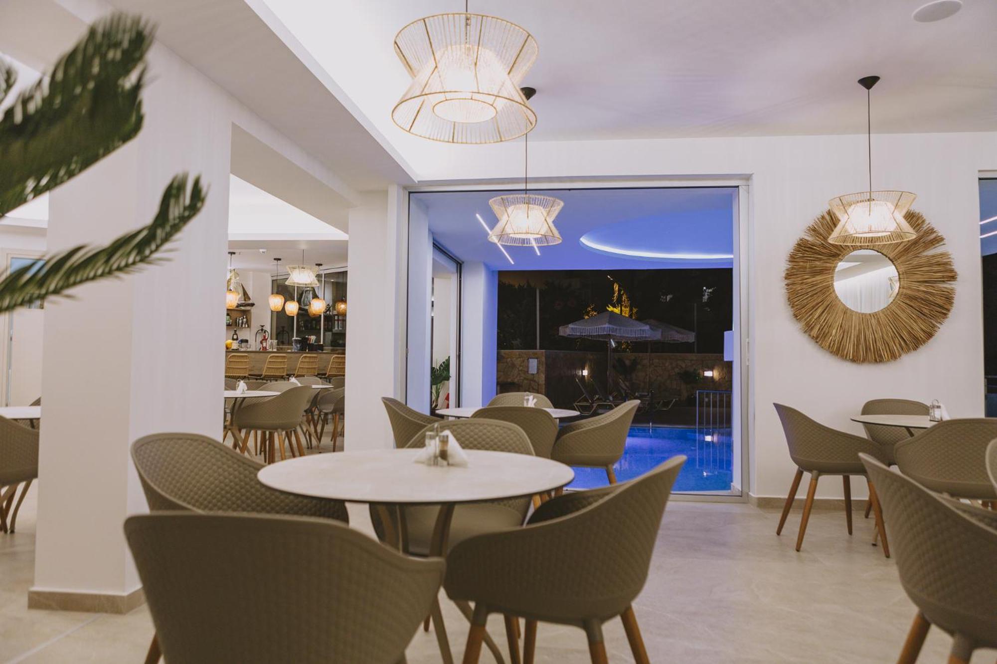 Theo Beach Hotel Apartments Rethymnon Exterior foto