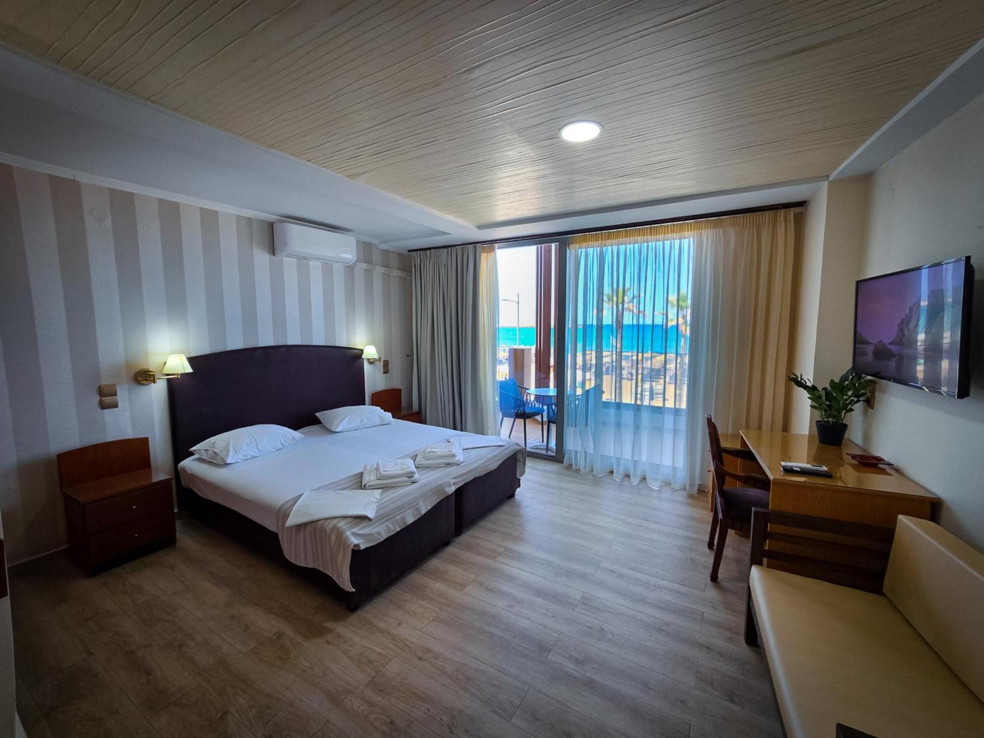 Theo Beach Hotel Apartments Rethymnon Exterior foto